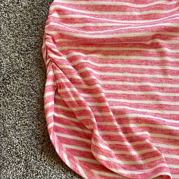 GAP maternity Pink White Striped V-Neck Top small - Picture 3 of 4